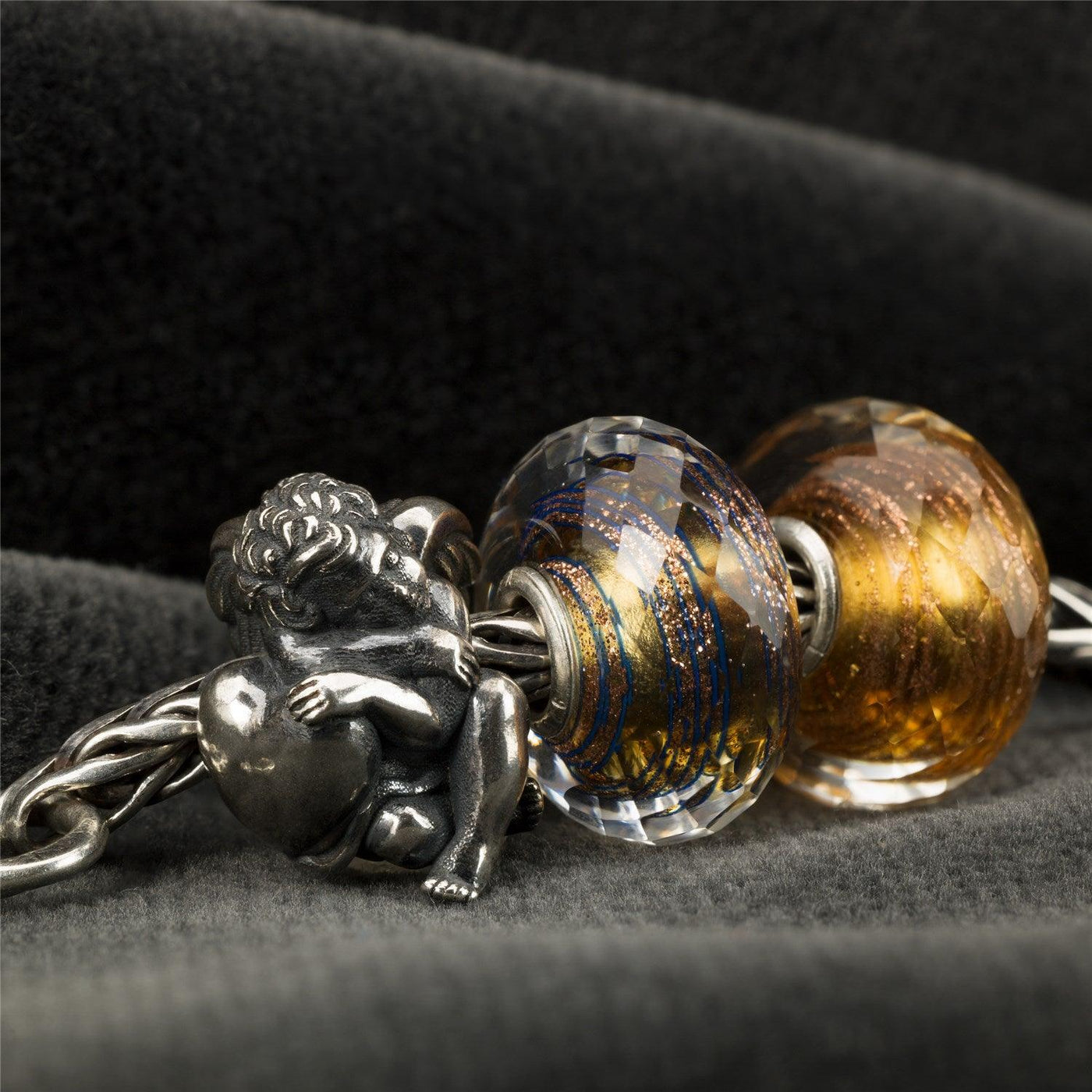 Kék Detonáció Bead - Trollbeads Ékszerek Magyarország